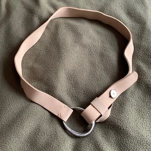 Coldwater Creek tan leather belt.  Size Medium.
